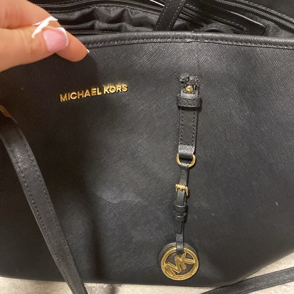 Michael kors tote purse - Picture 3 of 3